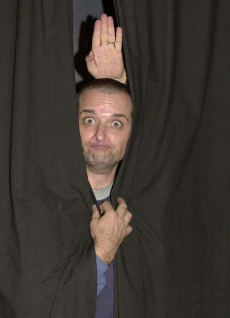 TV3 aparta temporalmente al acosador de Inés Arrimadas, Toni Albà, de «Polonia»