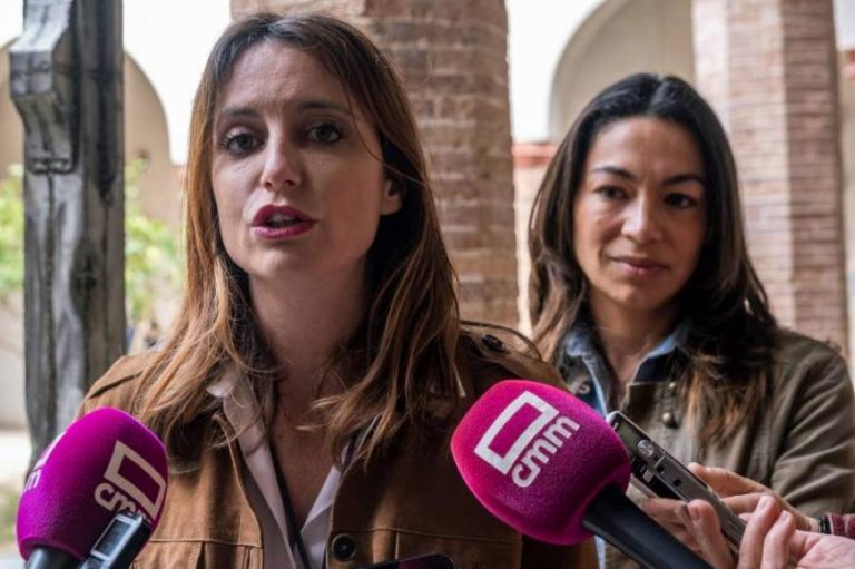 El PP muestra su apoyo a muejres de VOX golpeadas por la izquierda e independentismo