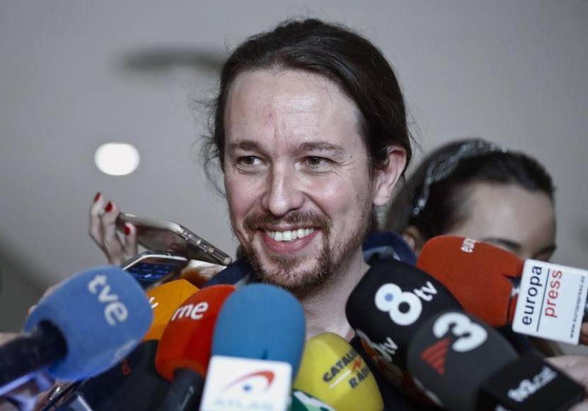 FOTOGRAFÍA. ESPAÑA, AÑO 2018. El líder de la extrema izquierda en España, Pablo Manuel Iglesias Turrión (PODEMOS), atiende a las preguntas de la prensa. Efe