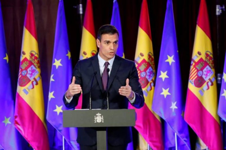 La familia pide prohibir la exhumación de Franco por «claro desprecio» de Sánchez al Supremo
