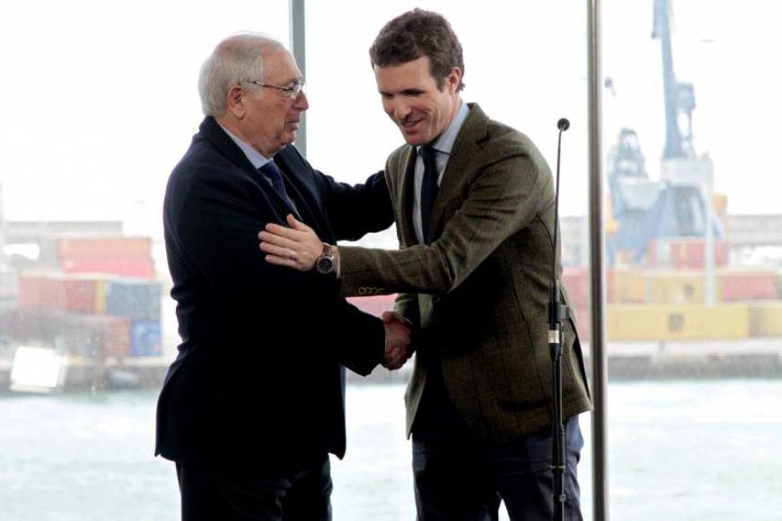 FOTOGRAFÍA. MADRID (ESPAÑA), 27.03.2019. El presidente del PP, Pablo Casado (d), junto al presidente de la Ciudad Autónoma de Melilla, Juan José Imbroda (i). Efe