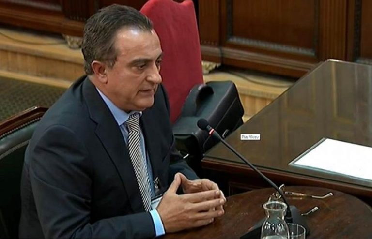 Mando de los Mozos: «Salimos de la reunión con Puigdemont convencidos de que había 1-O»