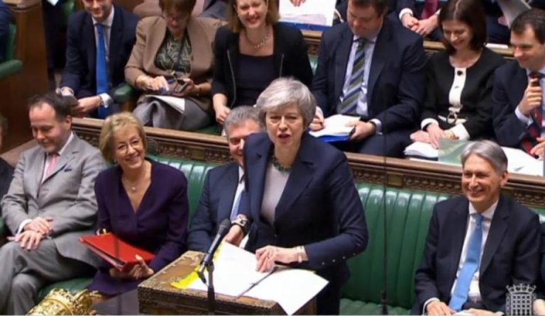 El Parlamento del Reino Unido da una patada en el trasero al «Brexit»