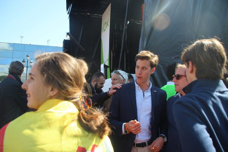 El candidato de VOX por Gerona lleva a Ayuntamiento independentistas ante la (JEZ)