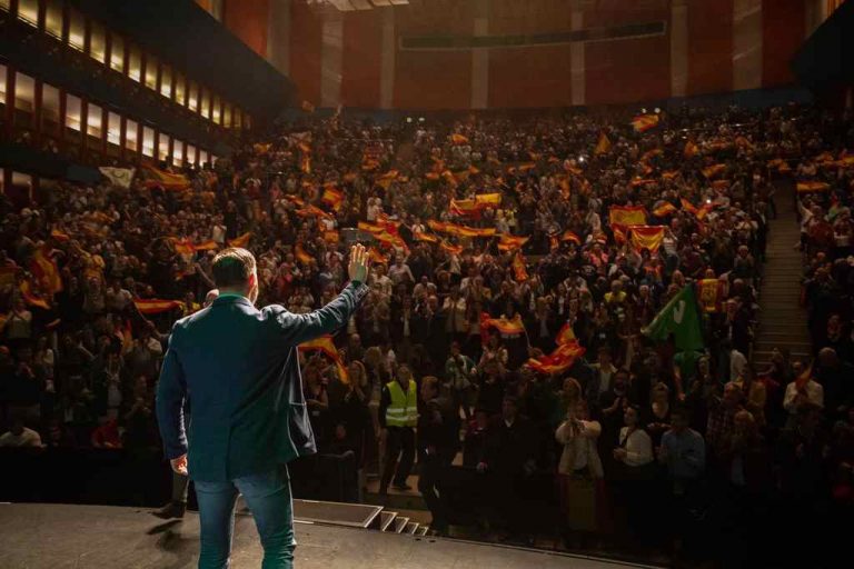 VOX desborda Santander antesala del clamor multitudinario del 30M en Cataluña