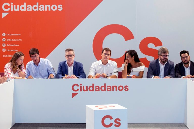 Juan Marín (Cs): Pactaremos «muchos acuerdos con PSOE y Podemos, estamos en minoria»