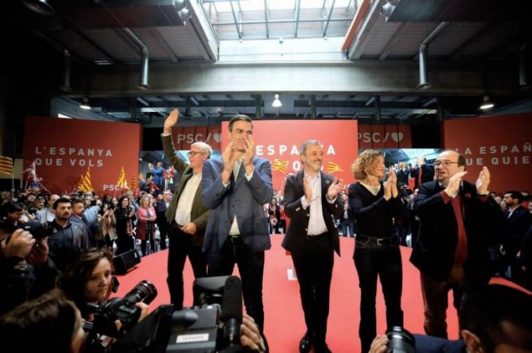 Sánchez tacha de «separadores» a VOX, PP y Cs y les acusa de «vivir» del independentismo