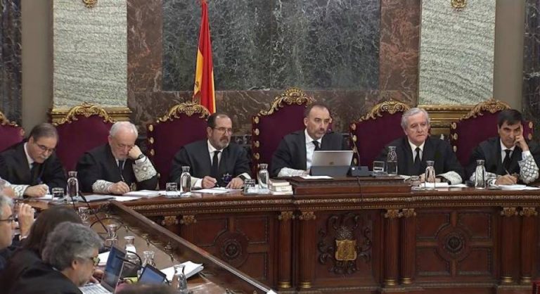 Dos Mozas a Guardias Civiles del 20-S: «Si salís» los «Jordis» «os matan»