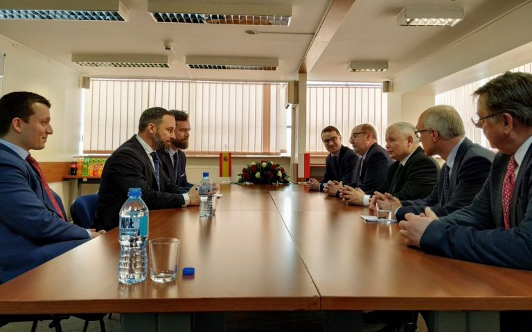 Polonia desea un «éxito electoral» a VOX