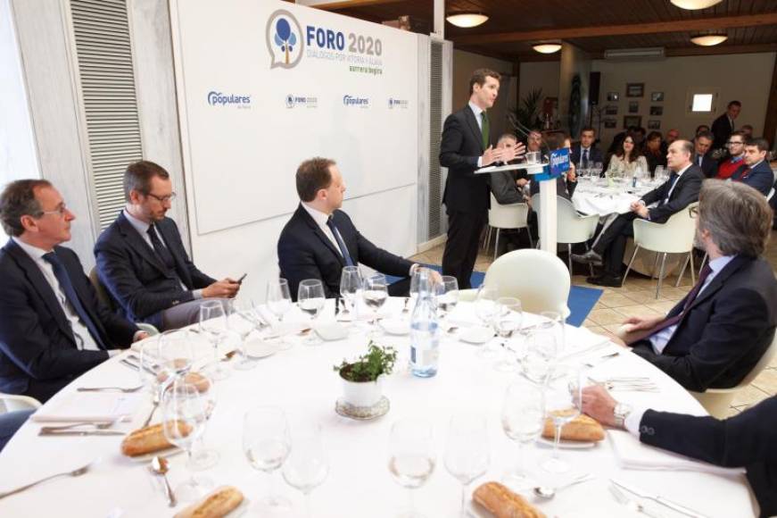 FOTOGRAFÍA. VOITORIA (LAS VASCONGADAS), 12.03.2019. El presidente del PP, Pablo Casado (c). Efe Efe.