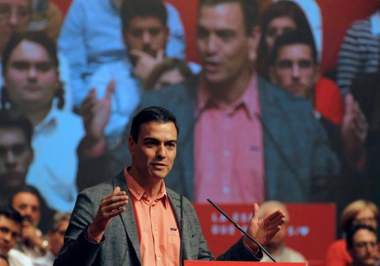 Sánchez acusa Cs de «sectarismo» y denuncia las «mentiras y engaños de la Derecha»
