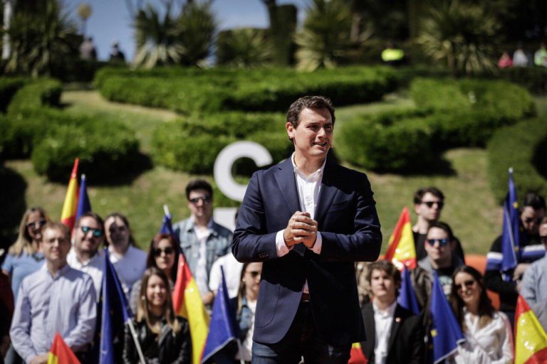 Rivera: Bajaré el IRPF en un 60%, «hay que echar a Sánchez» pero cuidado que «no vuelva» el PP