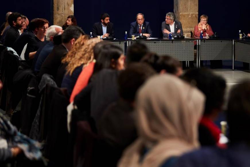 FOTOGRAFÍA. BARCELONA (ESPAÑA), 01.04.2019. El presidente de la Generalitat, Quim Torra (3d), ha presidido la reunión con entidades sociales. Efe