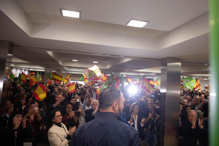 Abascal: «El problema de España es PSOE», otro multitudinario acto de VOX en Cuenca
