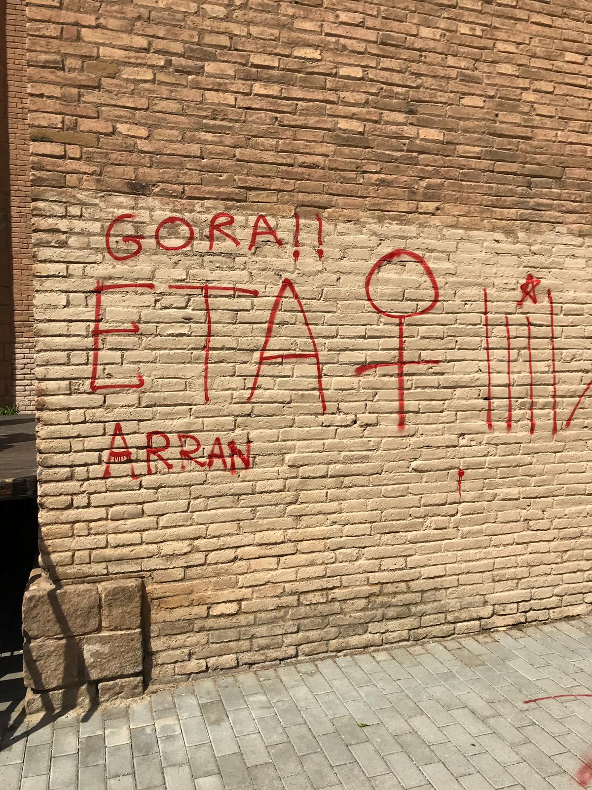 FOTOGRAFÍA. LA SABRERA 8SAN ANDRÉS) BARCELONA (ESPAÑA), 17.04.2019. Vista d ela pared de la iglesia del barrio barcelonés La Sagrera. Ñ Pueblo
