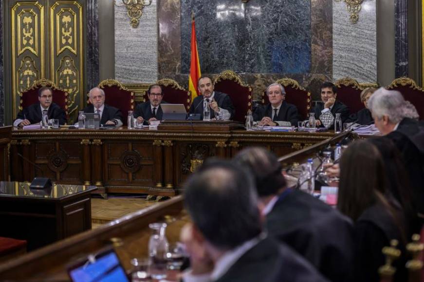 FOTOGRAFÍA. MADRID (ESPAÑA) TRIBUNAL DEL PROCÉS, 1504.2019. El presidente del tribunal y ponente de la sentencia, Manuel Marchena (4i). Efel
