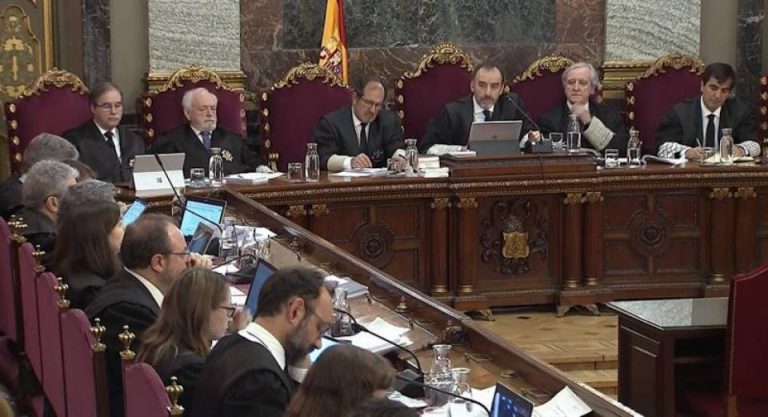 Policía 1-O: Los independentistas «te soltaban patada y decían «somos gente de paz»»