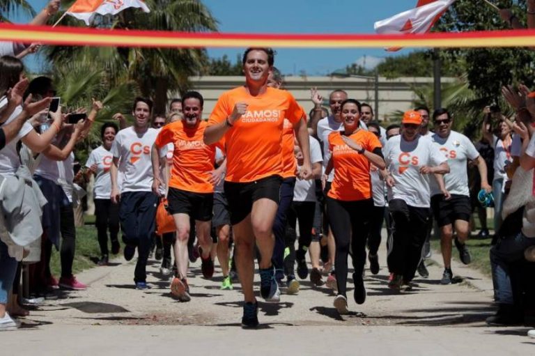 Rivera se abre a pactos con todos
