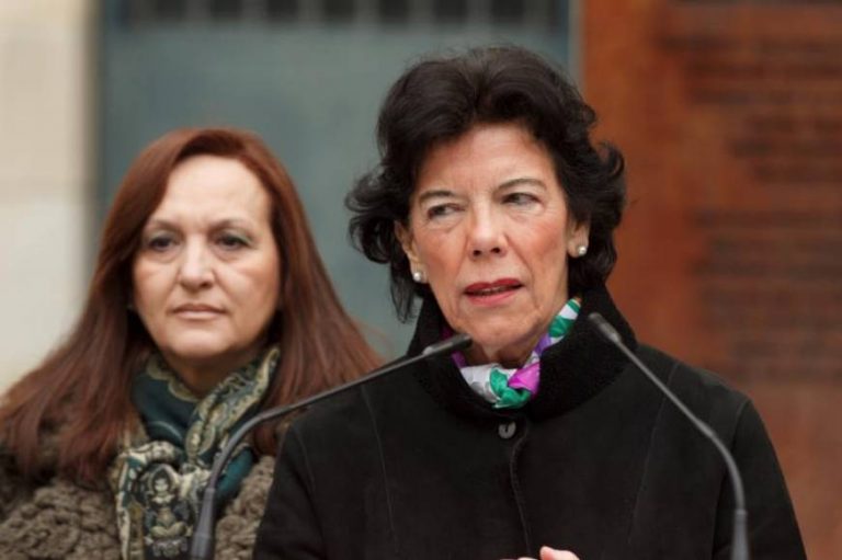 Ministra de Sánchez: La Derecha podría sumar mayoría absoluta con VOX
