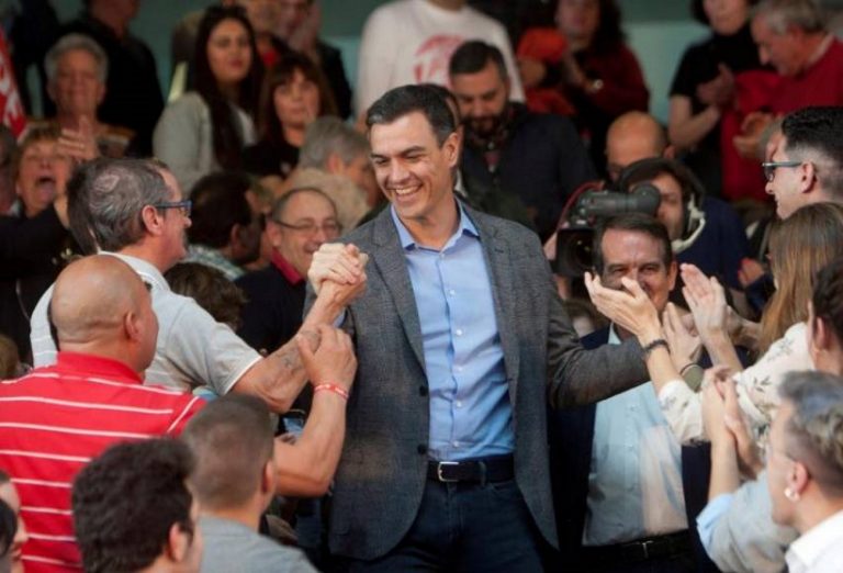 Sánchez rechaza el debate de Atresmedia por el veto a VOX e irá al debate de RTVE