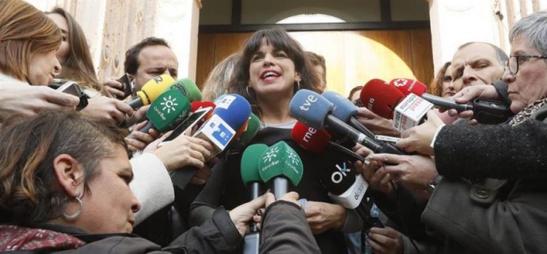 Podemos quiere ser la «alternativa al bipartidismo» desde la «oposición»