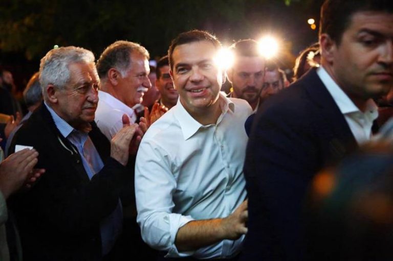 La ultraizquierda de Grecia convoca elecciones generales tras su hundimiento