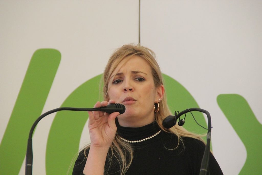 FOTOGRAFÍA. CASETA DE VOX EN LA 48ª EDICIÓN DE LA FERIA DE ABRIL DE CATALUÑA 2019 EN BARCELONA (ESPAÑA), 01.05.2019. Acto de presentación de los alcaldable de VOX. Ñ Pueblo (9)_