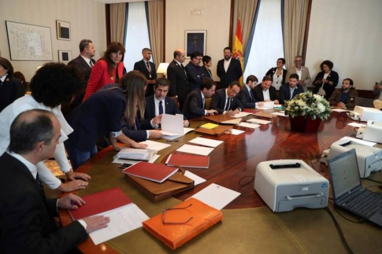 Los diputados del «Procés» serán suspendidos de sueldos y funciones por «procesados»