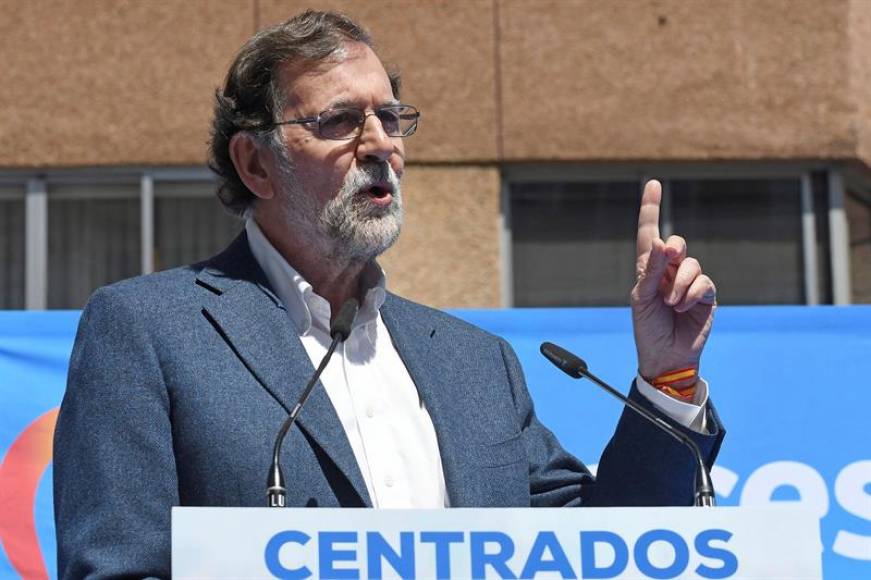 FOTOGRAFÍA. LEÓN (ESPAÑA), 19.05.2019. El expresidente del Gobierno Mariano Rajoy, interviene en un mitin electoral que el Partido Popular celebra hoy en la capital leonesa. Efe