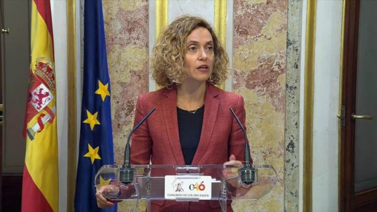 Batet decide hoy entre suspender o no a criminales diputados presos del «Procés»