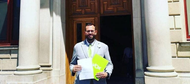 VOX exige la «eliminación de obligatoriedad del catalán como única lengua» en Reus