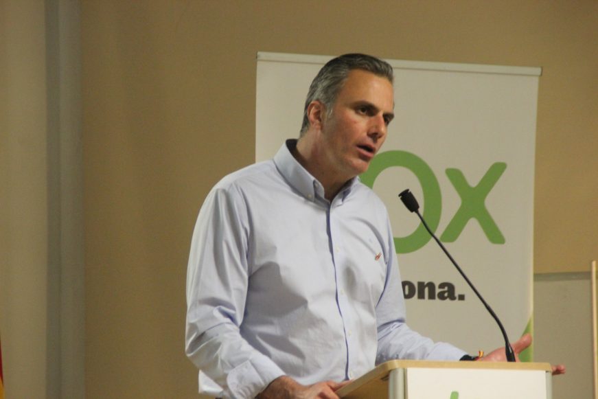 FOTOGRAFÍA. SALT (GERONA), 11.05.2019. Vista de los simpatizantes y militantes de VOX hoy en el Auditorio Coma Cros de Salt (Gerona). Lasvocesdelpueblo (125)