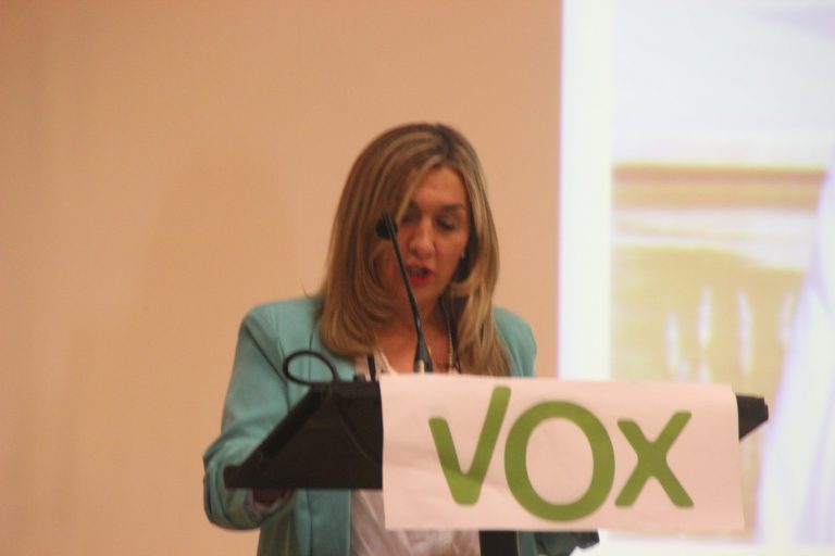 La candidata de VOX por Tarragona: «Venimos a servir» al pueblo y «no a servirnos»
