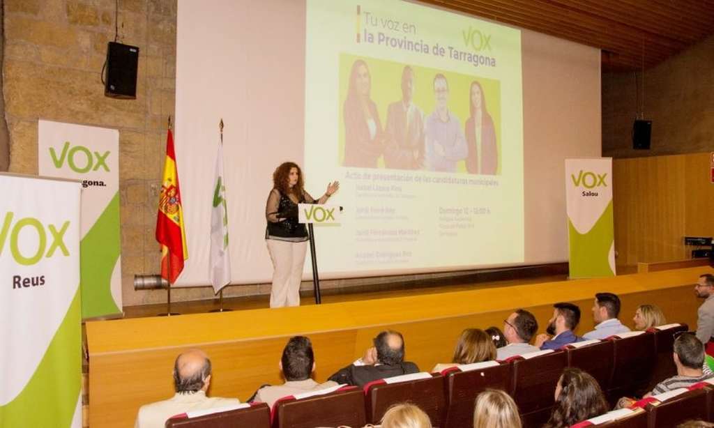 FOTOGRAFÍA. TARRAGONA (ESPAÑA), 12.05.2019. La española sonia Aguirre dirige el acto de presentación de los alcaldables de VOX en tarragona. Ñ pueblo