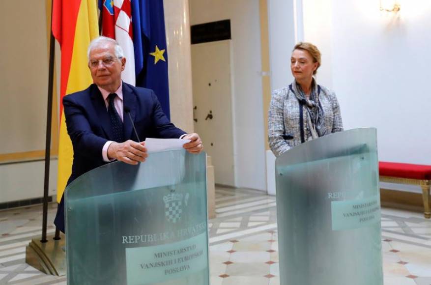 FOTOGRAFÍA. ZAGREB (CROACIA), 29.05.2019. El ministro de Asuntos Exteriores español, Josep Borrell (i), y su homóloga croata, Marija Pejcinovic Buric. Efe.