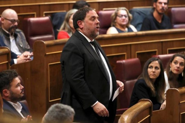 El «Congreso ilegal» de Batet borra en su «Diario de Sesiones» la jura de los diputados
