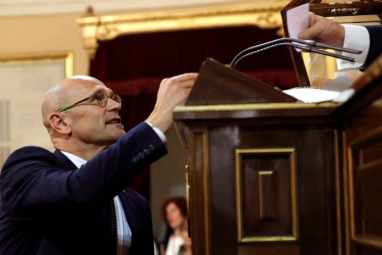 El PP pide «suspensión automática» del senador criminal del «Procés» Raúl Romeva