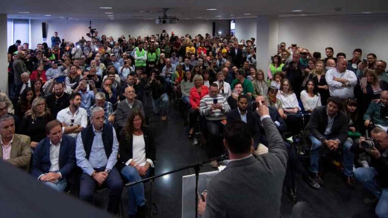 Abascal, Buxadé y Garriga desde Barcelona: «No os traicionaremos»