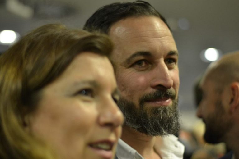 VIDEO. Abascal recibido en Torre barró (Cataluña) a gritos de «presidente»