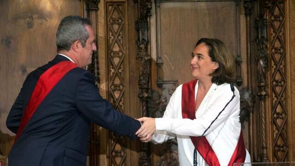 FOTOGRAFÍA. BARCELONA (ESPAÑA), 15.06.2019. La candidata de Barcelona en Comú Ada Colau recibe al golpista Jaquim Forn. Efe.