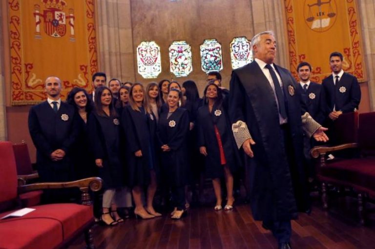Anuncian «firmeza» contra autoridades y funcionarios que infrinjan la Ley en Cataluña