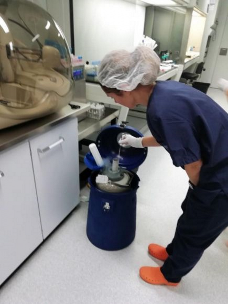 El semen podría servir para reproducir humanos fuera de la Tierra