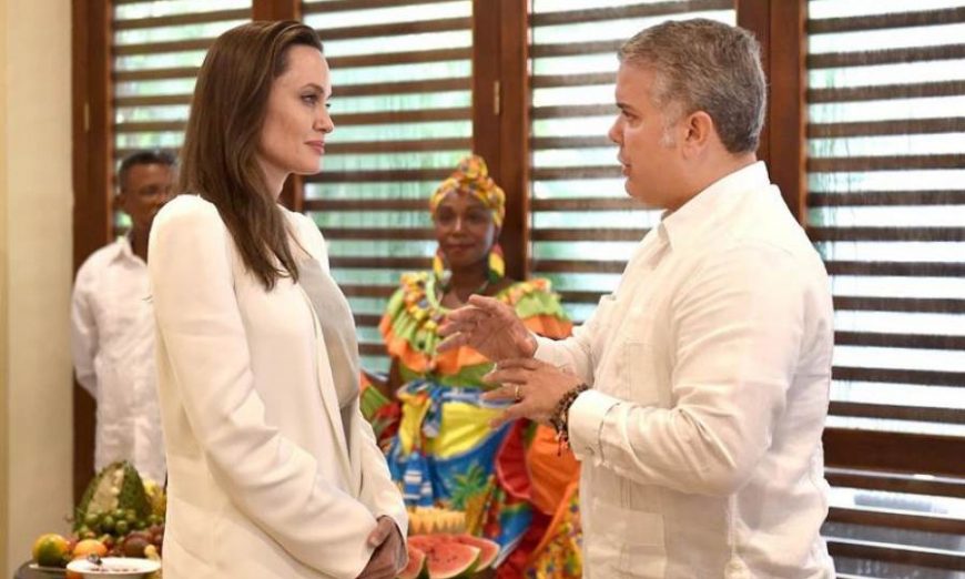 FOTOGRAFÍA. CARTAGENA (COLOMBIA), 08.08.2019. Fotografía cedida por la Presidencia colombiana que muestra al presidente de Colombia, Iván Duque (d). Efe