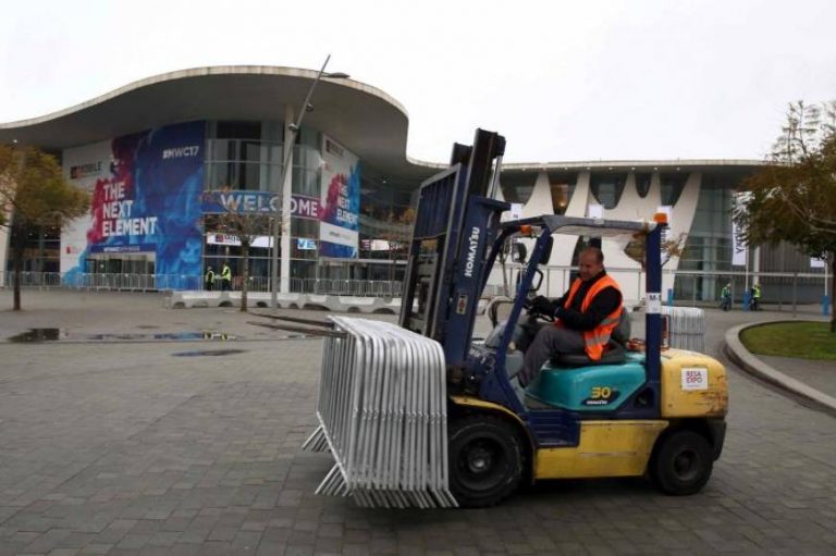 FOTOGRAFÍA. CATALUÑA (ESPAÑA), JUNIO DE 2019. Vista de un trabajador en Cataluña. Hoy, 12.07.2019. Un estudio, presentado cuando se cumple un mes de la entrada en vigor. Efe