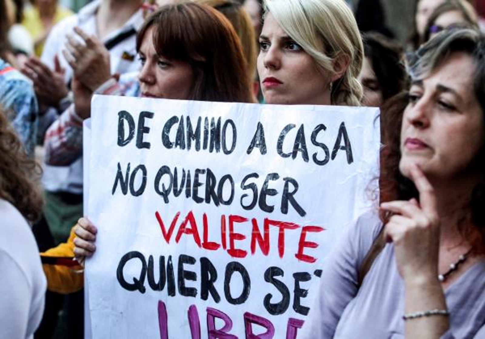 FOTOGRAFÍA. CIUDAD REAL (ESPAÑA), AÑO 2018. manifestación contra las violaciones de la mujer en España. CANET DE MAR, 29.06.2019. Los MENAS. Efe