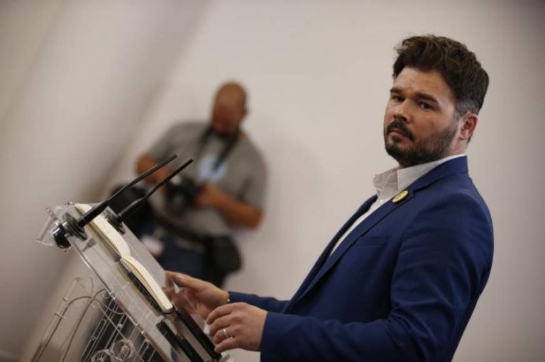 FOTOGRAFÍA. MADRID (ESPAÑA), 13.07.2019. El portavoz de ERC en el Congreso, Gabriel Rufián, durante la rueda de prensa. Efe.
