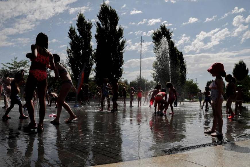 FOTOGRAFÍA. MADRID (ESPAÑA), 25.07.2019. El episodio de calor intenso, que comenzará mañana, alcanzará su punto álgido a partir del viernes. Efe