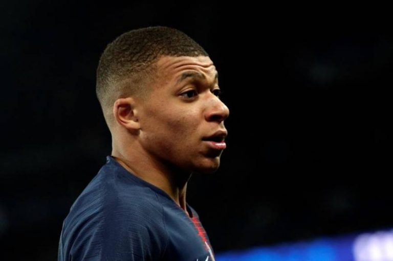FOTOGRAFÍA. PARÍS (FRANCIA), AÑO 2019. Kylian Mbappe del Paris Saint-Germain en acción. Efe.