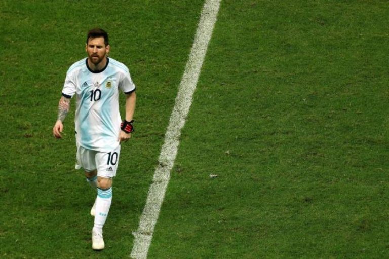 FOTOGRAFÍA. SALVADOR (BRASIL), 15.07.2019. Lionel Messi de Argentina durante el partido Argentina-Colombia del Grupo B de la Copa América. Efe.