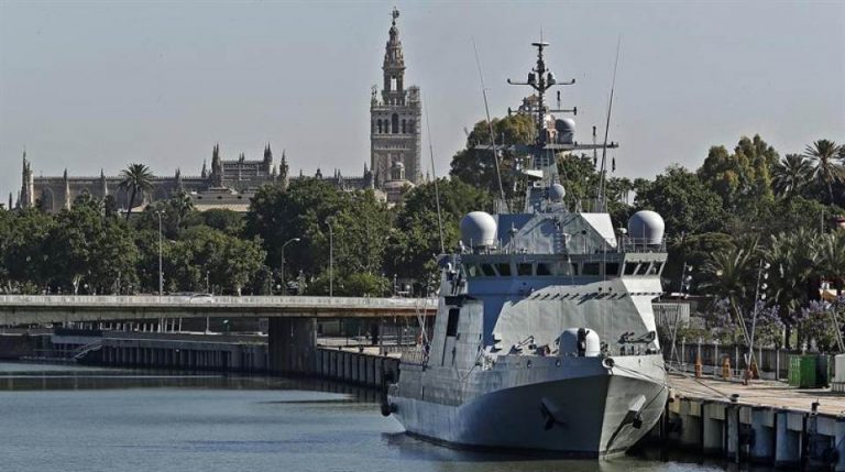 FOTOGRAFÍA. SEVILLA (ESPAÑA), 01.06.2019. El Buque de Acción Marítima «Audaz (P-45)», permanece atracado en el muelle de Las Delicias de Sevilla y que esta tarde. Efe